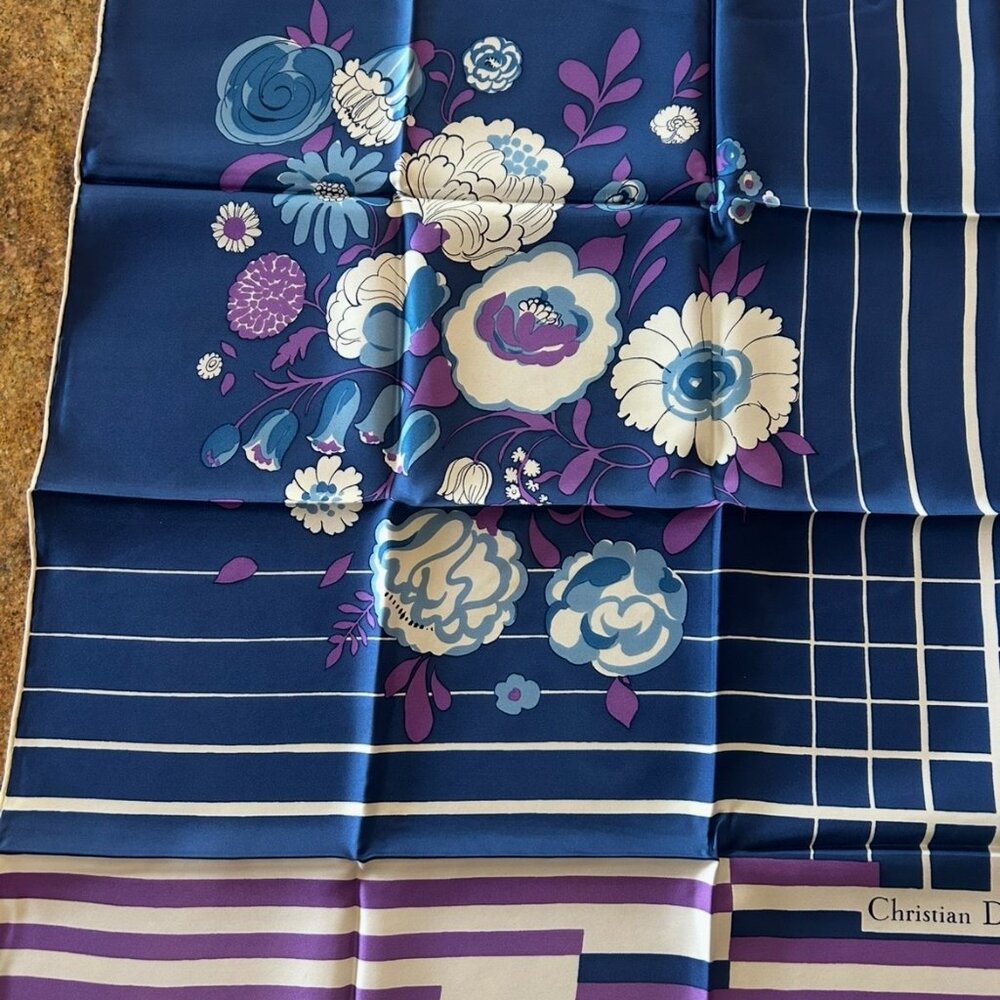 Two New Vintage Christian Dior Silk Scarves with Packaging Hand Rolled Edges - Picture 3 of 16